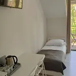 Gæstehus Familia 3*