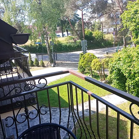 Familia Πανσιόν Mielno (Koszalin)